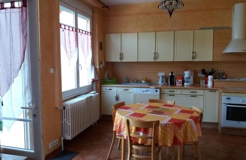 Lacaune Casa | Gîte "les hortensias" au coeur de Lacaune