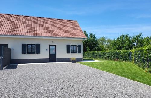 Favieres Casa | gîte Les Mondaines-Les Tourterelles