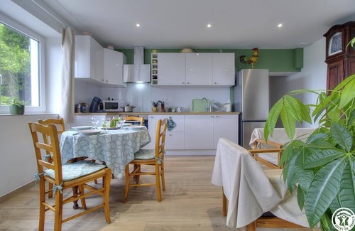 Plaine de l'Ain Casa | Gîte les volets bleus - MONTAGNIEU