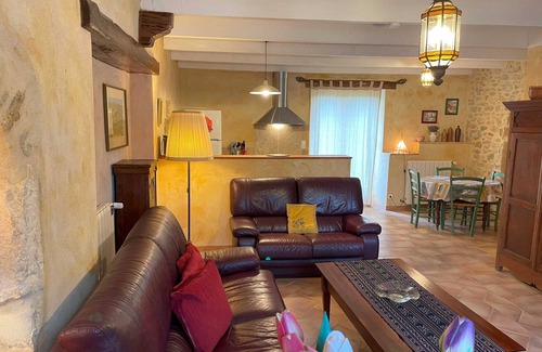 Suze-la-Rousse Casa | Gîte Mûrier