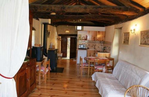 Navas Casa | Gîte Maison Cavalier 2/4 personnes à Gabriac