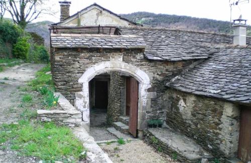 Navas Casa | Gîte Maison Cavalier 2/4 personnes à Gabriac