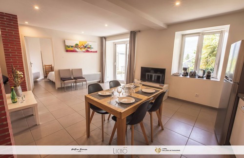 Argeles Gazost Apartamento | Gîte Maison Planté A1. Hautacam view