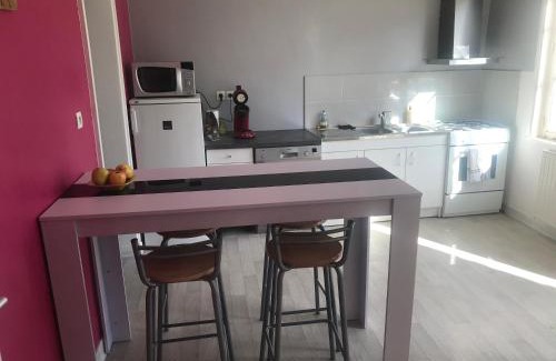 Valognes Casa | Gîte Manava - grande maison avec jardin en centre ville