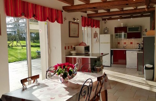 Marigne-Peuton Casa | Gîte Marigné-Peuton, 4 pièces, 6 personnes - FR-1-600-92