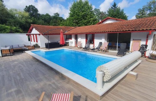 Saint-Pee-sur-Nivelle Casa | Gîte Mendi Ura