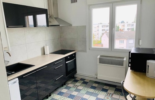 Yutz Apartamento | Ático-Apartamento-Baño en la habitacion-Balcón