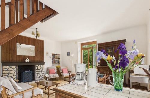 Montignac Casa | Gîte mitoyen pour 4 avec piscine commune
