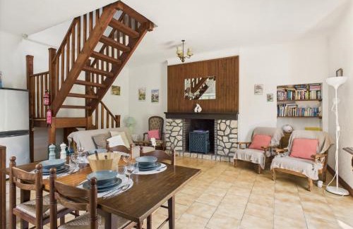 Montignac Casa | Gîte mitoyen pour 4 avec piscine commune