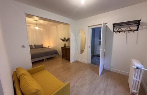 Moulins Apartamento | Gîte moderne au cœur de Moulins, 4 pers, tout compris - FR-1-489-570