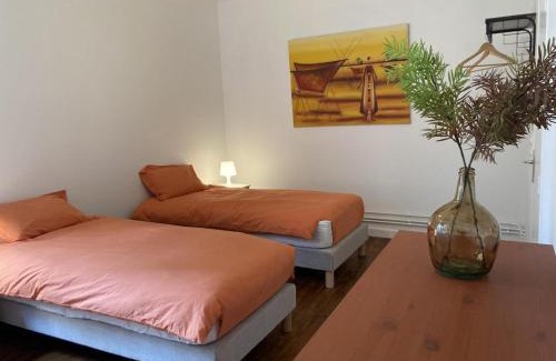 Moulins Apartamento | Gîte moderne au cœur de Moulins, 4 pers, tout compris - FR-1-489-570