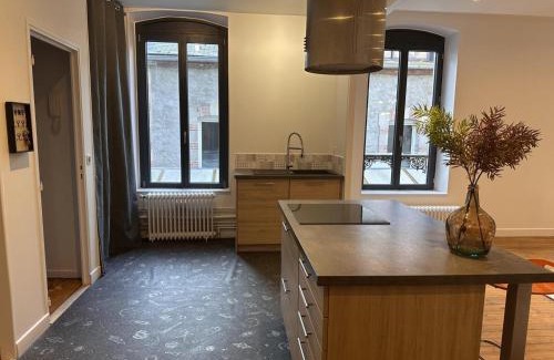 Moulins Apartamento | Gîte moderne au cœur de Moulins, 4 pers, tout compris - FR-1-489-570