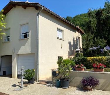 Colayrac-Saint-Cirq Apartamento | Gîte Moncherie