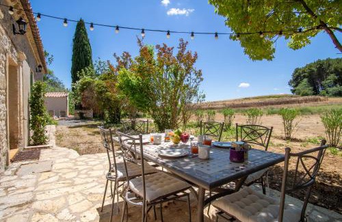 Montagnac Casa | Gîte nature avec piscine privée