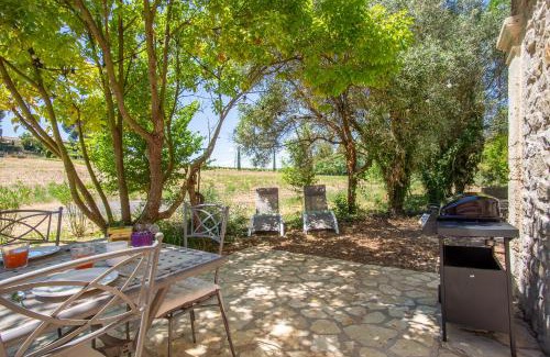 Montagnac Casa | Gîte nature avec piscine privée