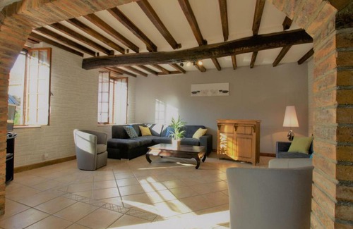 Neuville-sur-Vanne Casa | Gîte Neuville-sur-Vanne, 5 pièces, 8 personnes - FR-1-543-149