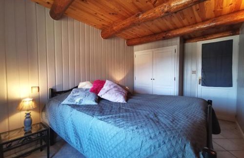 Saint-Just-pres-Brioude Casa | Gîte paisible rénové à St Just, terrasse privée, randonnées, proche Puy en Velay - FR-1-582-343