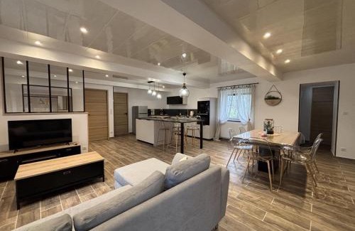 Cognat-Lyonne Casa | Gîte paisible 6 pers proche Vichy et Clermont-Ferrand - FR-1-489-566