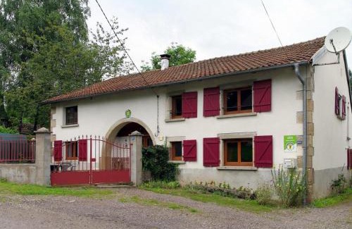 Saint-Bresson Casa | Gîte paisible dans ancienne ferme comtoise avec animaux acceptés - FR-1-583-416