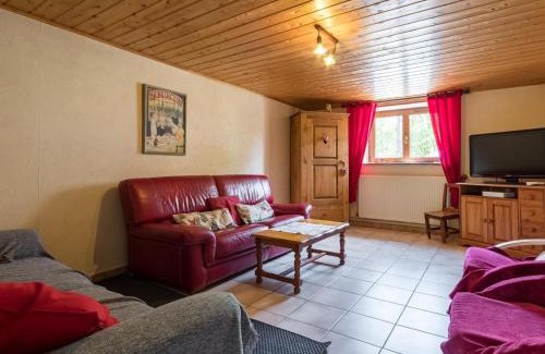 Saint-Bresson Casa | Gîte paisible dans ancienne ferme comtoise avec animaux acceptés - FR-1-583-416