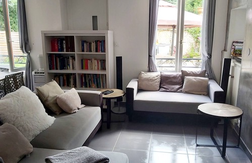 Chateau-Thierry Cama Y Desayuno | Precious Stone Cottage