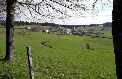 Saint-Julien-Molhesabate Casa | Gîte rénové 2018, au cœur de la nature, activités plein air, 3 chambres, jardin privatif, proche Via Fluvia - FR-1-582-261