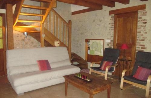 Barberier Casa | Gîte rénové avec cheminée, terrasse et jardin, proche de St Pourçain, idéal pour familles et animaux - FR-1-489-138