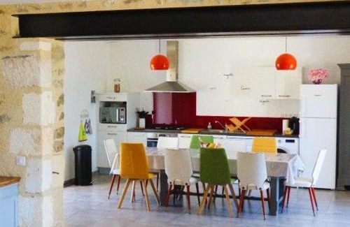 Le Bernard Casa | Gîte rénové avec jardin clos, proche plages, Wifi, parking pour voiture électrique - FR-1-426-164