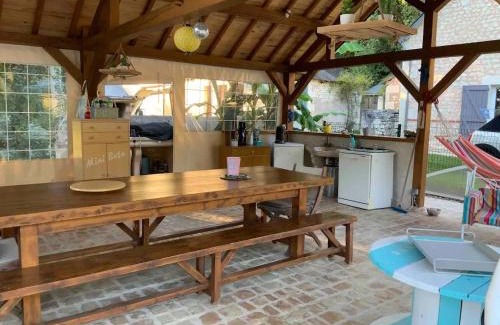 Faverolles Casa | Gîte rénové avec piscine chauffée près de Beauval, 10 pers., terrain de sport et nature. - FR-1-591-568