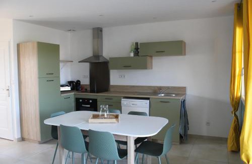 Fontenay-le-Comte Casa | Gîte Rose, Séjour détente et bien être en famille avec jacuzzi