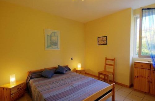 Saint-Heand Casa | Gîte rural 2 chambres avec jardin, terrasse, wifi, animaux acceptés - FR-1-496-130