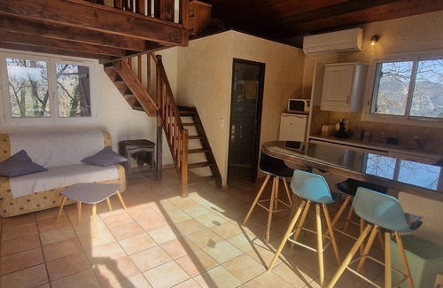 Berre-des-Alpes Casa | Gîte Rural les Lys