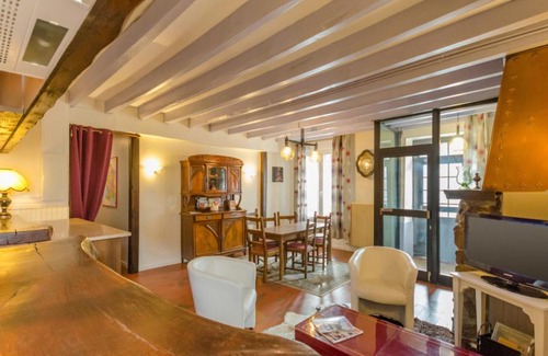 Saint-Hilaire-sous-Romilly Casa | Gîte Saint-Hilaire-sous-Romilly, 4 pièces, 6 personnes - FR-1-543-72