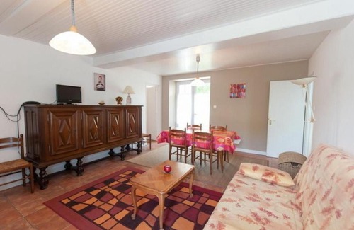 Saint-Urbain Casa | Gîte Saint-Urbain, 3 pièces, 4 personnes - FR-1-426-297