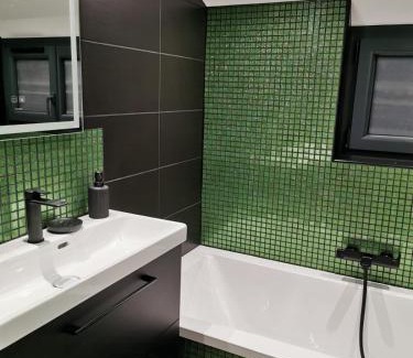 Chaon Casa | Gîte Sologne avec piscine & jacuzzi 4P La Demeure du Faon, proche Lamotte-Beuvron Center Parcs Châteaux de la Loire, Zoo de Beauval