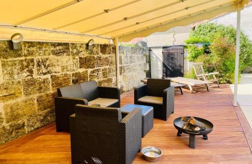Cubzac-les-Ponts Casa | Gîte & Spa Château Lagrange les Tours