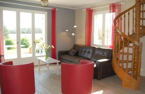 Saint-Jean-de-la-Motte Casa | Gîte spacieux avec salle de jeux, tennis et cheminée, idéal pour familles et amis jusqu'à 15 pers. - FR-1-410-223