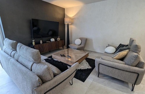 Sanchey Casa | Gîte spacieux à Sanchey près du lac, sauna, jeux, proche nature - FR-1-589-801