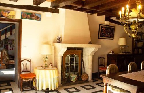 Tavers Casa | Gîte spacieux au cœur du Val de Loire, entre Orléans et Blois, avec jardin, cour fermée et BBQ ! - FR-1-590-106