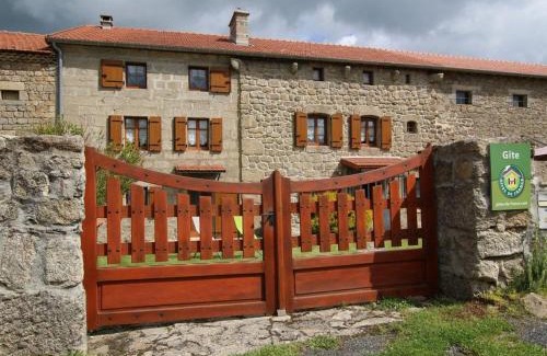 Croisances Casa | Gîte spacieux et rénové avec équipements modernes, terrasse et vaste jardin près de Gévaudan et Margeride - FR-1-582-301