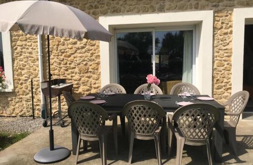 Belle-et-Houllefort Casa | Gîte spacieux avec terrain clos, terrasse, 4 chambres, animaux acceptés, près de Belle-et-Houllefort - FR-1-376-104