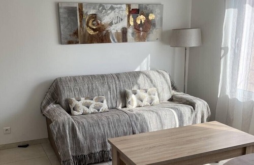 Roquebrune-sur-Argens Cabaña | Gîte-Superior-Baño Privado-Vista a la Piscina-Lesquirou