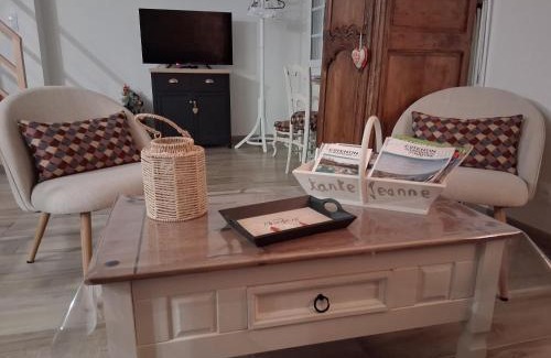 Reville Casa | Gîte tante Jeanne