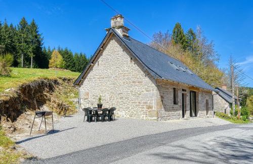 Peret-Bel-Air Casa | Gîte Theillac - Maison au calme avec beau jardin