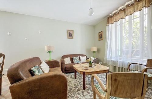 La Ferte-Hauterive Casa | Gîte tranquille avec jardin, parking et Wi-Fi à La Ferté-Hauterive - FR-1-489-549