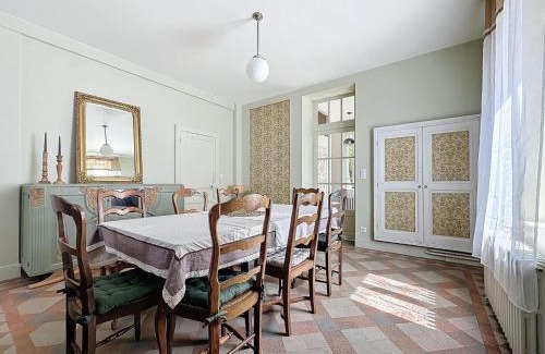 La Ferte-Hauterive Casa | Gîte tranquille avec jardin, parking et Wi-Fi à La Ferté-Hauterive - FR-1-489-549