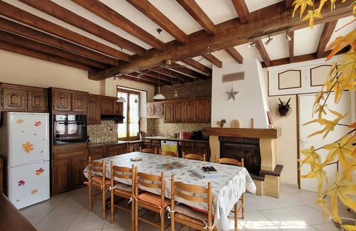 Aix-Villemaur-Palis Casa | Gîte Voyage, voyages tout confort à la ferme