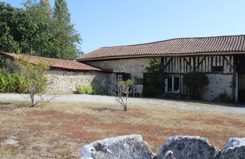 Servanches Casa | Gîtes au Château de Servanches, Dordogne, 20 Personnes, Piscine & Nature