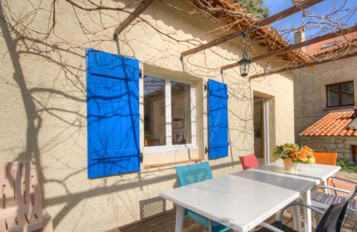 Carbuccia Apartamento | Gîtes Carbuccia en Corse avec piscine chauffée