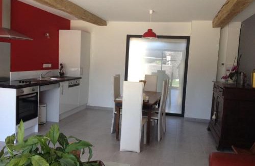 Moutiers Casa | Gîtes contemporains et rénovés avec jardin, terrasse et parking à Moutiers en Beauce - FR-1-581-125
